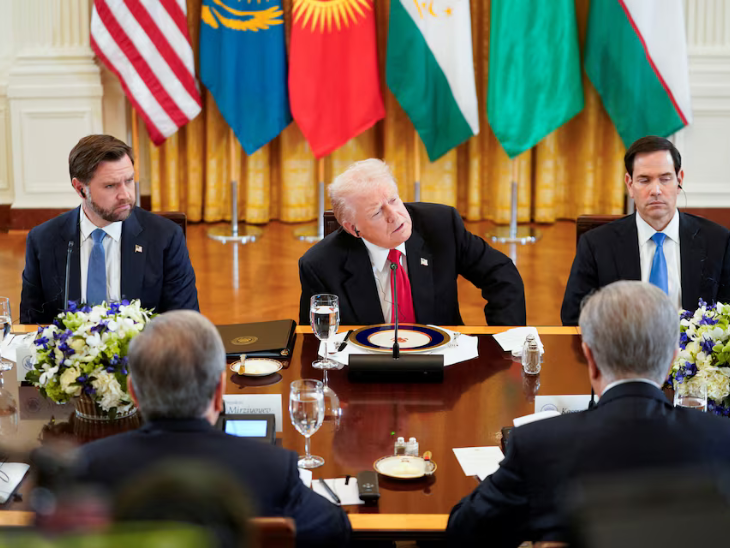 ट्रम्प का दावा है कि वे अपने कार्यकाल में इस समझौते को और बड़ा बनाना चाहते हैं।