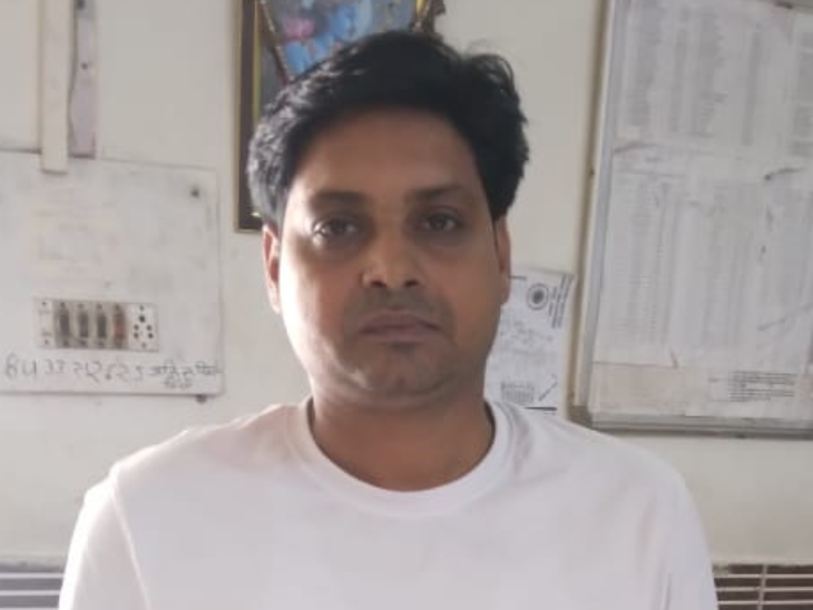 आरोपी अधिवक्ता का भाई पहले लुटेरी दुल्हन मामले में जेल जा चुका है।