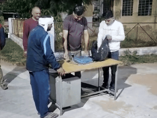 हरियाणा की टीम ने राजस्थान से पकड़ा भ्रूण-लिंग जांच आरोपी:  महेंद्रगढ़ और झुंझुनूं की टीम ने की संयुक्त कार्रवाई, एक फरार, कैश बरामद – Narnaul News