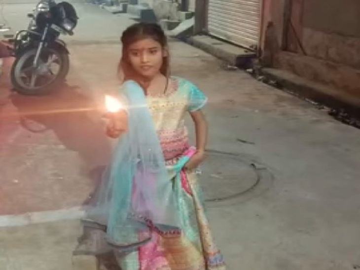 हादसे के बाद ही मासूम की मौत हो गई थी।