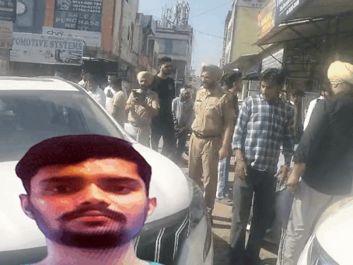 मोहाली में होटल के बाहर गोली चलने के बाद जांच करती पुलिस। इनसेट मे बदमाश शुभम पंड़ित का फोटो। - Dainik Bhaskar