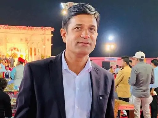 कार शोरूम के मालिक और होटल व्यवसायी रमेश रुलानिया के मर्डर की जिम्मेदारी रोहित गोदारा और वीरेंद्र चारण ने ली थी।
