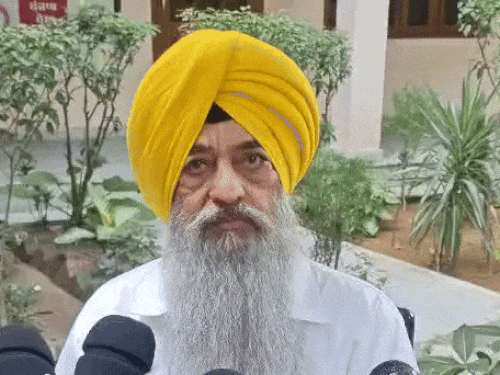 स्वर्णजीत खालसा के पिता परमिंदर पाल खासला।