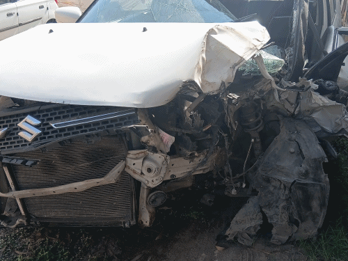 An uncontrolled car hit the divider on National Highway-48.