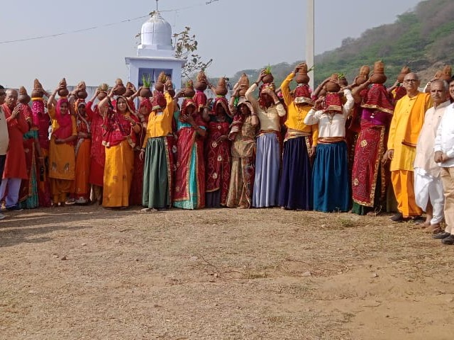 नवनिर्मित श्री हनुमान मंदिर में मूर्ति प्राण प्रतिष्ठा समारोह धूमधाम से संपन्न हुआ।