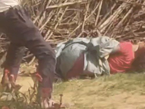 प्रेमी ने प्रेग्नेंट प्रेमिका को डंडे से पीट-पीटकर मार डाला।