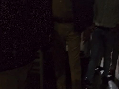 अजय यादव के धरमनगर टिकरापारा स्थित निवास पर पुलिस ने छापा मारा।