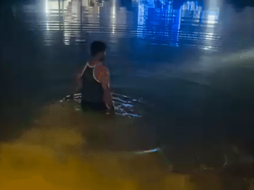 आसपास मौजूद लोगों ने बच्चों को पानी में देखा, तब तक दोनों की सांसें थम चुकी थीं।