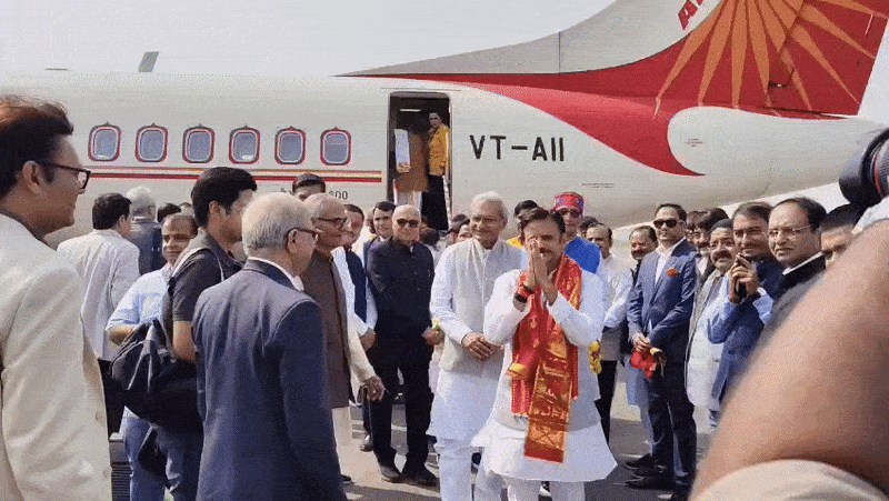 रीवा-नई दिल्ली के बीच 72 सीटर विमान की नियमित हवाई सेवा की शुरुआत हुई।