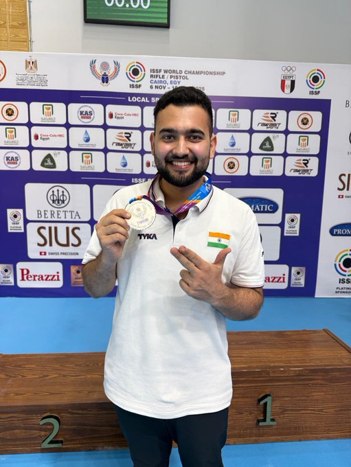 अनीश ने यूक्रेन के मैक्सिम होरोडीनेट्स को हराकर ये चैंपियनशिप जीती है।