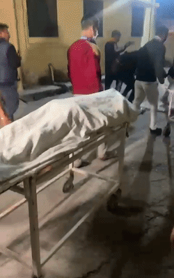 यह फोटो दोनों बदमाशों के शवों की है। पुलिस ने शवों को पोस्टमॉर्टम के लिए भेज दिया है।