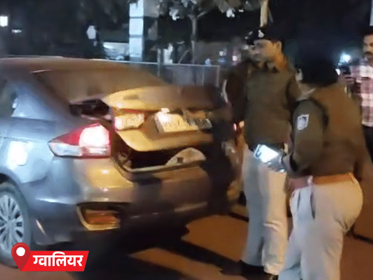 ग्वालियर में भी पुलिस जगह-जगह वाहनों की चेकिंग कर रही हैं।