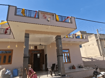 नाथावतपुरा में स्थित दशरथ सिंह का मकान जहां चोरी की वारदात हुई।