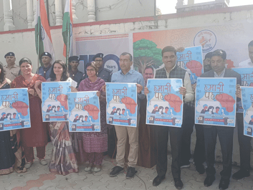 शिक्षा को हां–बाल विवाह को ना का संकल्प, कलेक्टर ने दिलाई आत्मनिर्भरता की शपथ