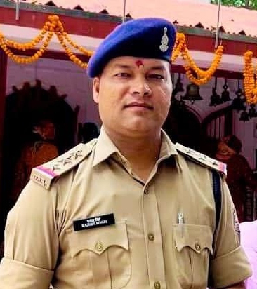 आरंग थाना प्रभारी राजेश सिंह।