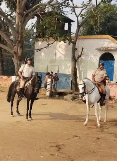 अरवल जिले के हर एक बूथ पर घुड़सवार सुरक्षा बल तैनात किया गया है।