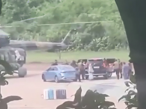 शेख हसीना ने पिछले साल 5 अगस्त को बांग्लादेश छोड़ दिया था। इसके बाद से वो भारत में ही रह रही हैं।