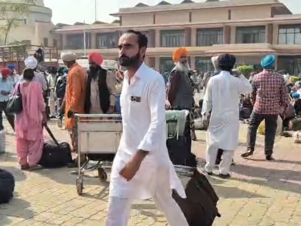 पाकिस्तान से लौटा सिख श्रद्धालुओं का जत्था:  ऑपरेशन सिंदूर के बाद पहली बार गए थे, कई प्रमुख गुरुद्वारों के दर्शन किए – Amritsar News
