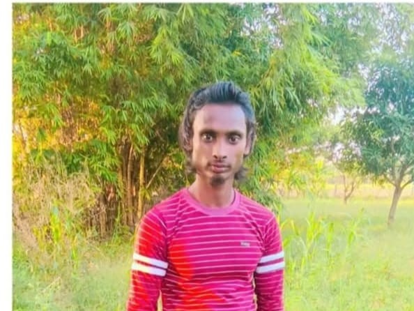 मृतक सत्येंद्र का फाइल फोटो।