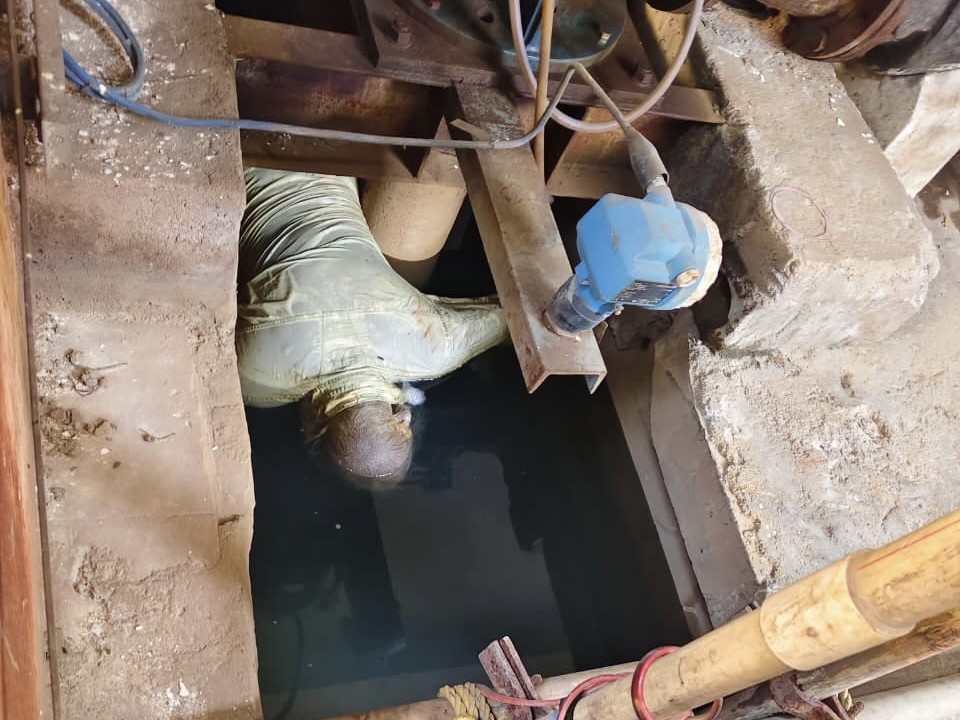 नगर निगम की टंकी में मिला शव - Dainik Bhaskar