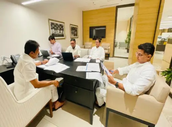 बताया जा रहा है कांग्रेस हाईकमान ने नाम फाइनल कर दिए है। (फाइल फोटो)