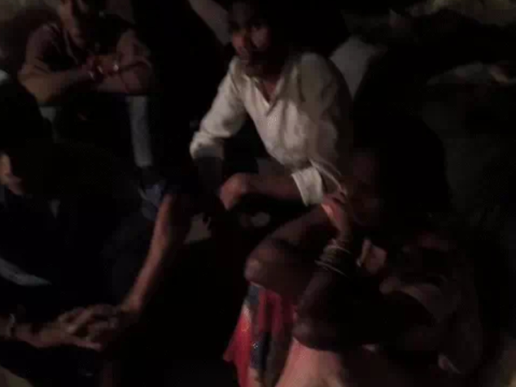रायपुर में मां-बेटी की संदिग्ध परिस्थतियों में लाश मिली थी।