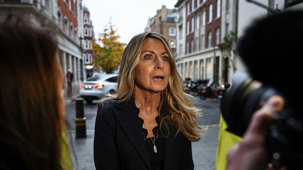 BBC न्यूज और करंट अफेयर्स की CEO डेबोरा टर्नेस ने भी रविवार को इस्तीफा दिया। उन्होंने कहा था कि ट्रम्प की स्पीच पर बनी डॉक्यूमेंट्री को लेकर विवाद अब BBC को नुकसान पहुंचा रहा है।