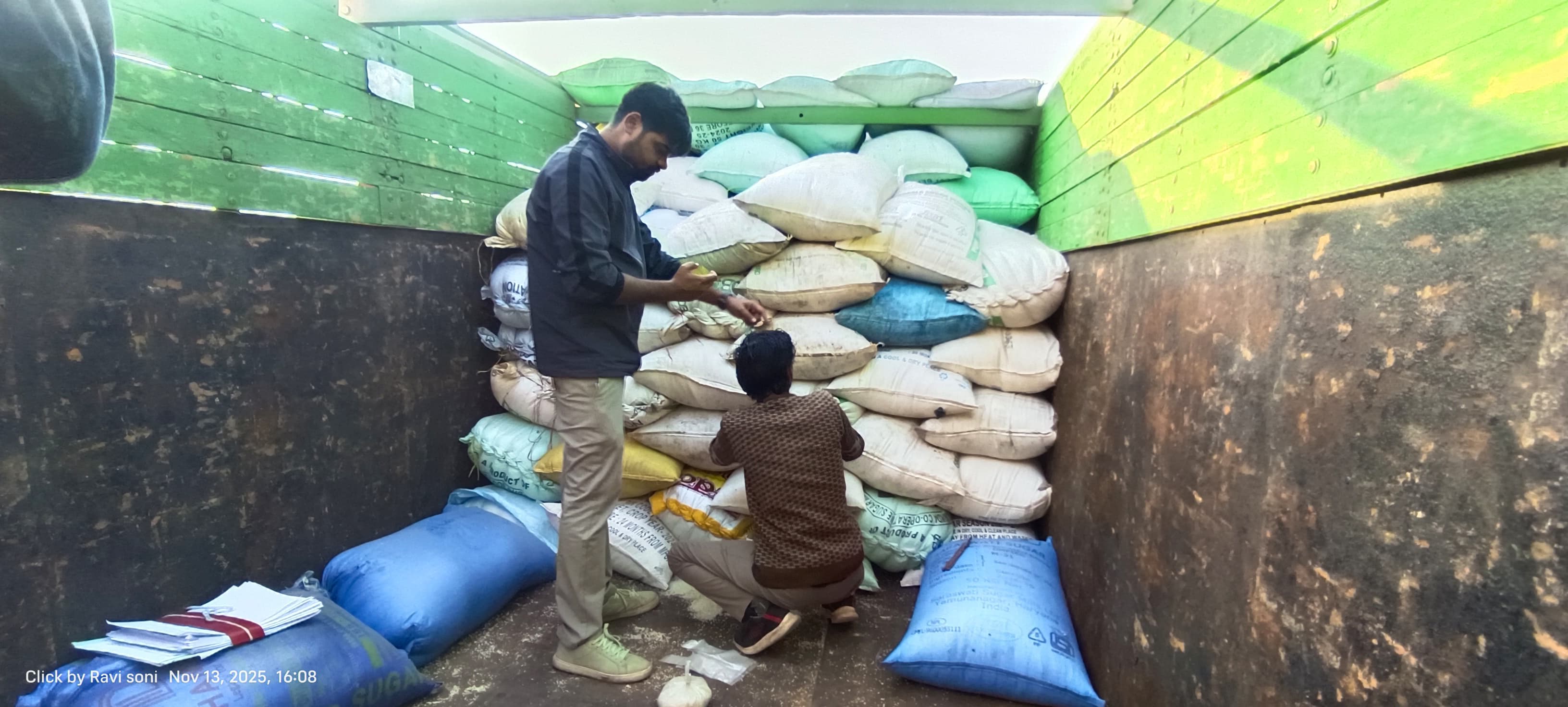 Pds Rice Photo 180 bags of rice suspected to be PDS rice seized along with truck, shop ...