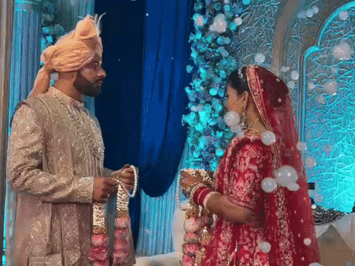 रेसलर पूजा ढांडा ने अभिषेक बूरा संग हिसार के ताज पैलेस में सात फेरे लिए हैं।