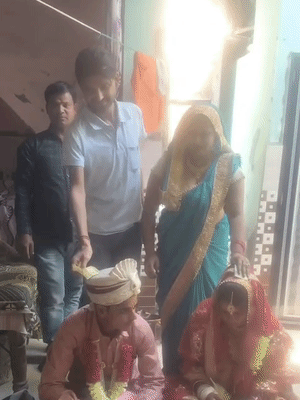 सिट्टू ने शादी कराने के लिए 60 हजार रुपए भी लिए थे। उसकी शादी भी कोलकाता से हुई थी।