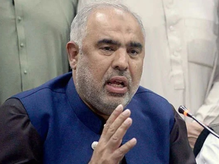 कैसर ने कहा कि दो जजों का इस्तीफा सरकार के खिलाफ पहली बारिश की बूंद जैसा है। आज होने वाली TTAP की बैठक में संयुक्त विपक्ष की सामूहिक रणनीति का ऐलान किया जाएगा।