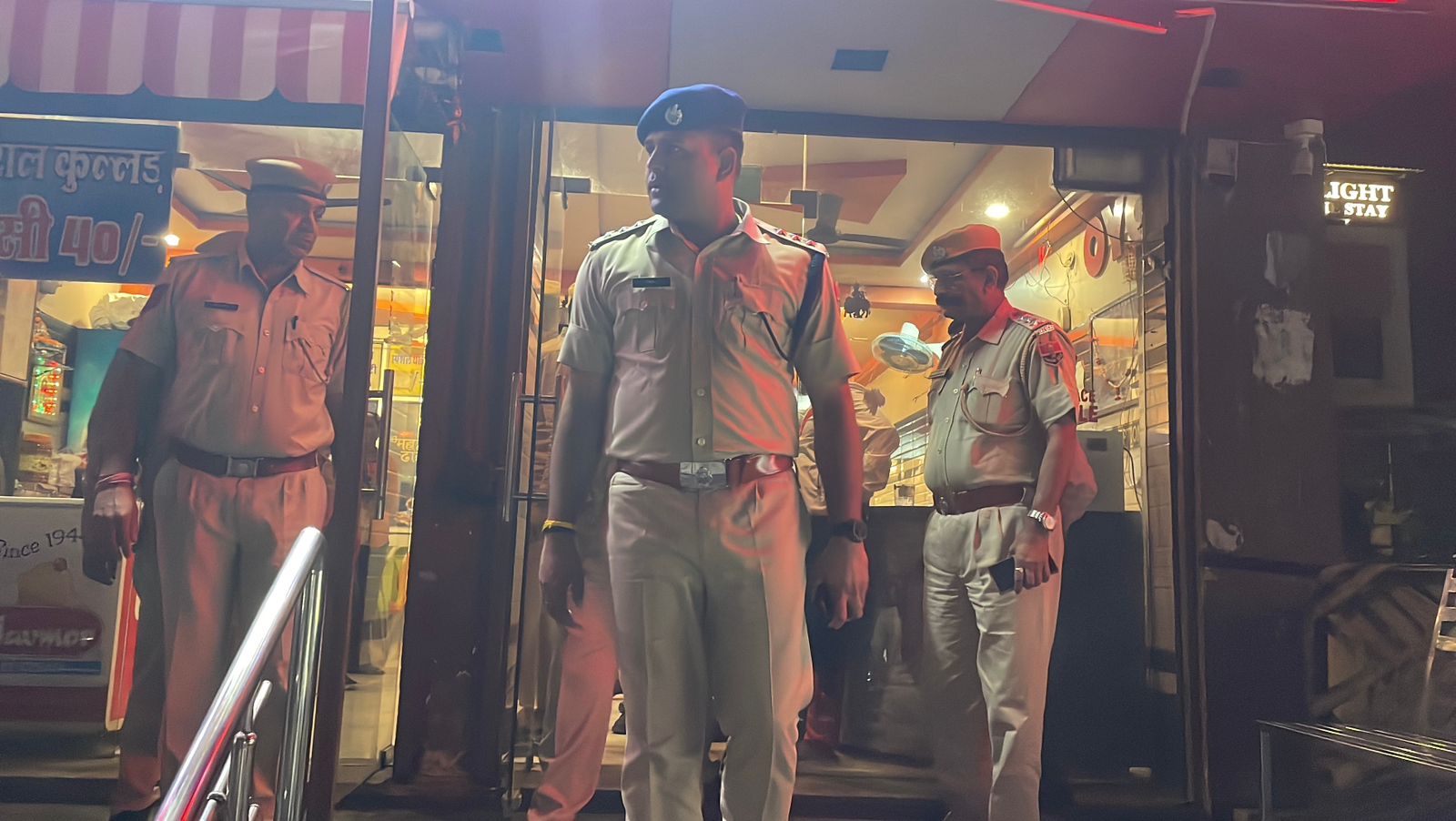 एसपी वन्दिता राणा ने भी अजमेर जिले में चौकसी बढ़ाने के निर्देश दिए हुए हैं।