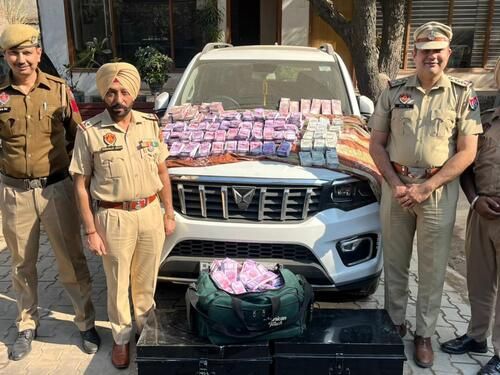 कमीशन के लालच में फंसा मोहाली का सुनार:  800 करोड़ के पुराने नोट बदलवाने के झांसे में 7 करोड़ गंवाए, सब निकला फर्जी – Chandigarh News