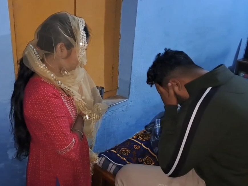 युवक-युवती के बीच तीन साल से प्रेम प्रसंग चल रहा था।