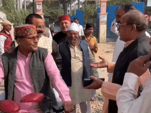 The mayor became angry after seeing the CM grid work.