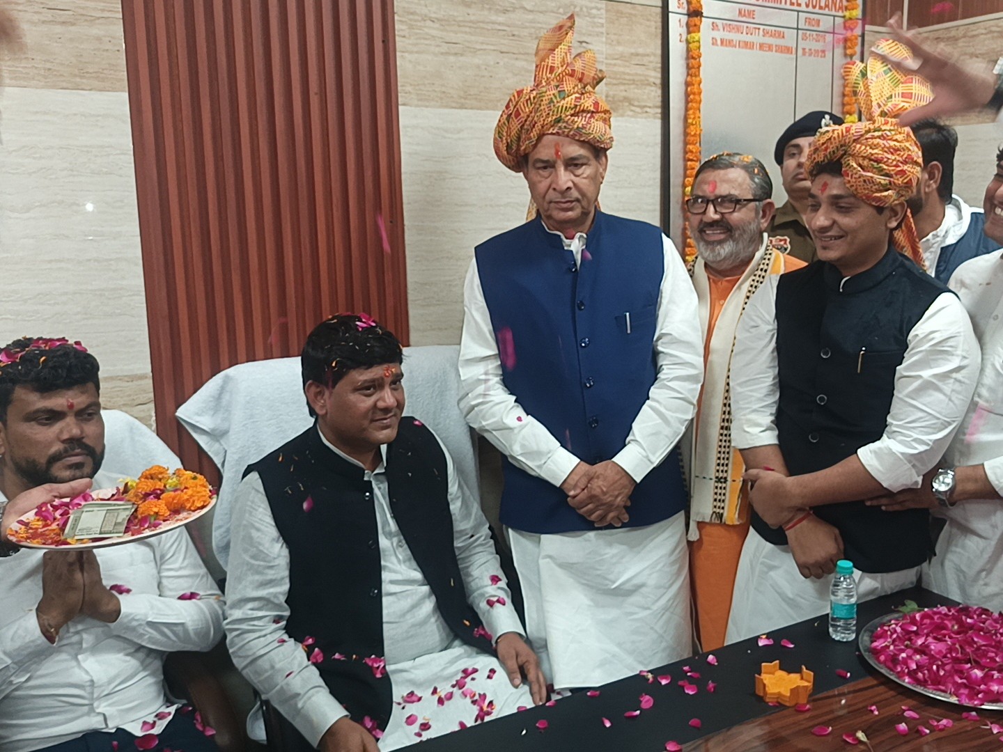 जींद पहुंचे भाजपा प्रदेश अध्यक्ष मोहनलाल:  मार्केट कमेटी चेयरमैन नेसंभाला कार्यभार, बड़ौली बोले- BJP में हर कार्यकर्ता का सम्मान – Julana News