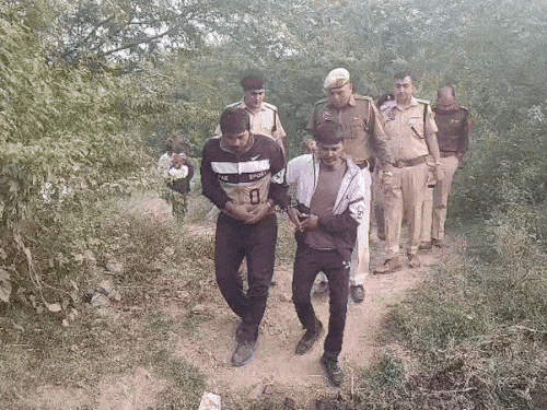 ठेकेदार के हत्यारों की परेड निकाली:  सोनीपत में हथकड़ी पहनाकर घुमाए; शराब पीने से रोकने पर हत्या की थी – Gohana News