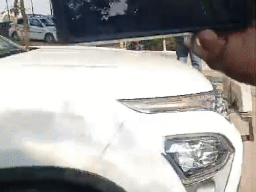 एका आयपीएस अधिकाऱ्याच्या नेतृत्वाखाली दिल्ली पोलिसांचे एक पथक स्फोटातील एका संशयिताला घेऊन अल-फलाह विद्यापीठात पोहोचले.