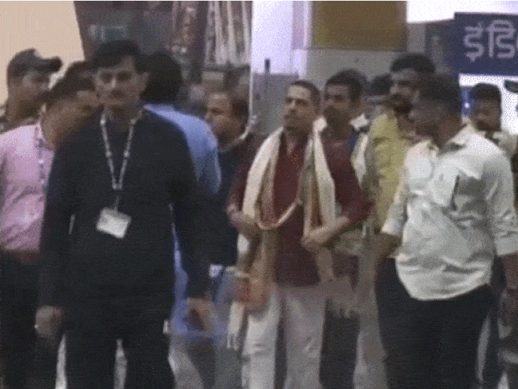 रॉबर्ट वाड्रा 17 नवंबर को उज्जैन, ओंकारेश्वर ज्योतिर्लिंग दर्शन करेंगे।