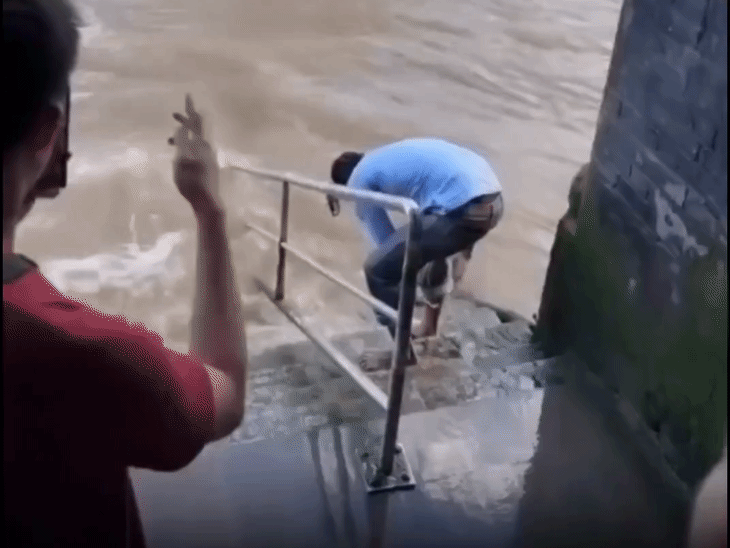 London Thames river Controversy Indian man washes feet | लंदन की नदी में इंडियन के पैर धोने से विवाद: सोशल मीडिया यूजर बोले- गंगा-यमुना काफी नहीं, टेम्स को भी वैसा ...