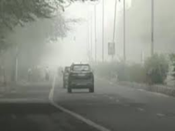 डॉक्टरों ने बुजुर्गों और बच्चों को ठंड से बचने की सलाह दी है।