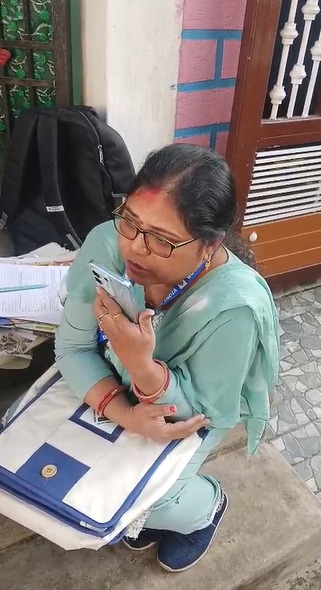 बीएलओ अधिकारी निशा शर्मा