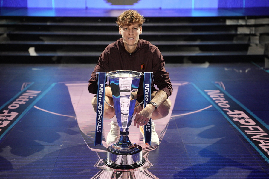 सिनर ने पिछले साल टेलर फ्रिट्ज को हराकर ATP फाइनल्स का खिताब जीता था।