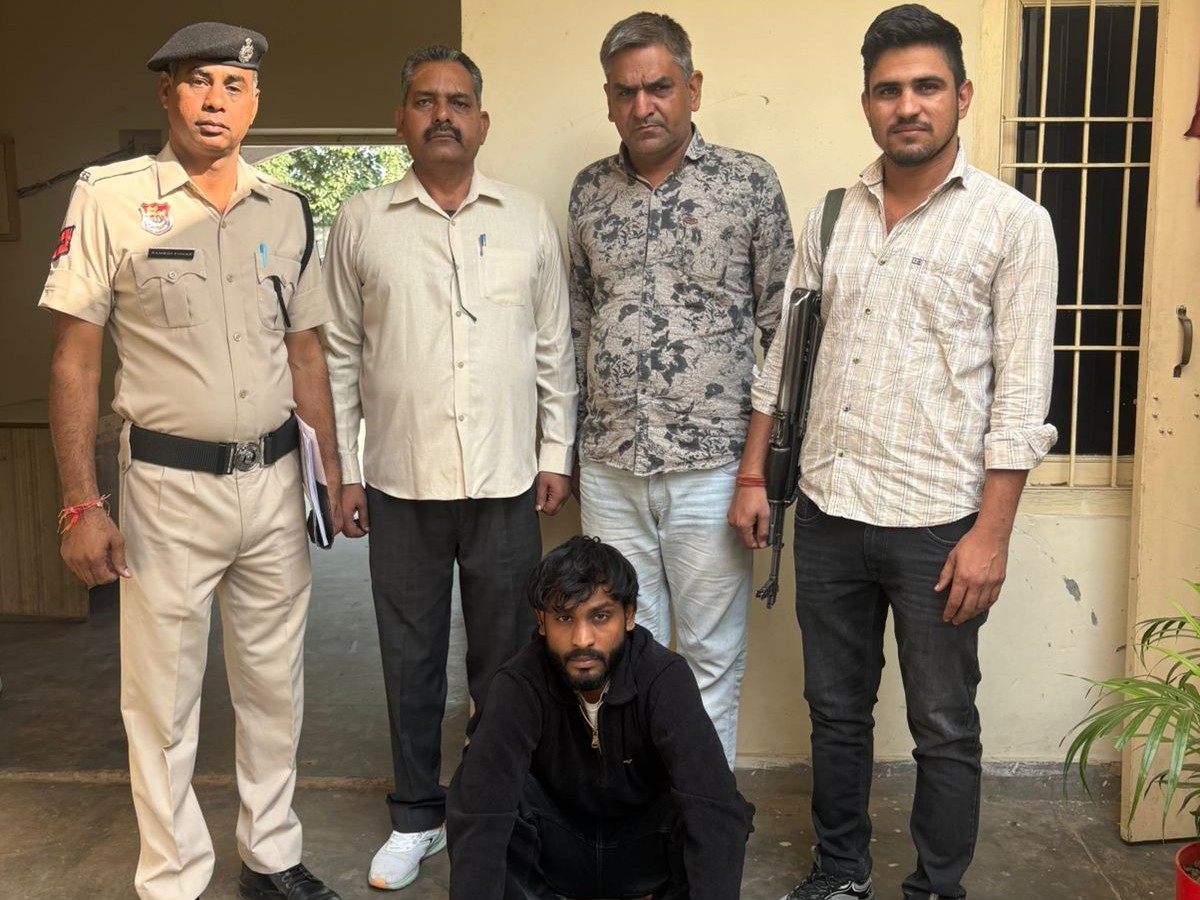 फरीदाबाद में अवैध हथियारों समते युवक गिरफ्तार:  2 देसी पिस्तौल-5 कारतूस मिले, 35 हजार में यूपी से खरीदे, विरोधियों को डराने के लिए लाया – Ballabgarh News