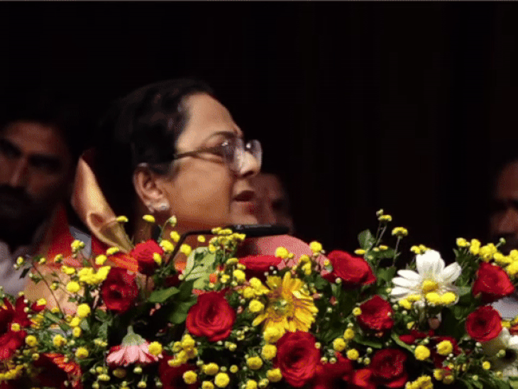 सम्मेलन में किरार समाज की राष्ट्रीय अध्यक्ष साधना सिंह चौहान शामिल हुई।