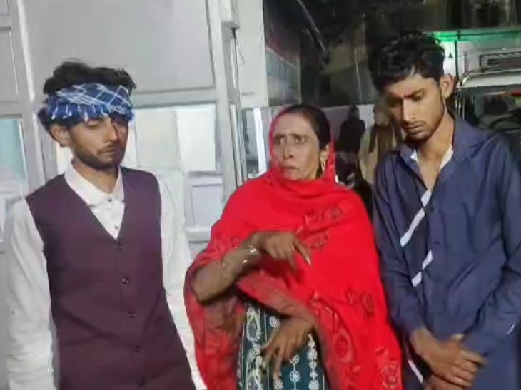 A family returning from a wedding procession was attacked in Baghpat.