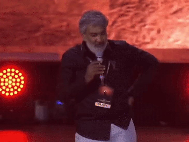 পরিচালক এসএস রাজামৌলির বিরুদ্ধে এফআইআর নথিভুক্ত: হিন্দুদের অনুভূতিতে আঘাত করার অভিযোগ; ‘বারাণসী’ লঞ্চে ভগবান হনুমান সম্পর্কে মন্তব্য করা হয়েছিল পরিচালক এসএস রাজামৌলির বিরুদ্ধে এফআইআর নথিভুক্ত: হিন্দুদের অনুভূতিতে আঘাত করার অভিযোগ; ‘বারাণসী’ লঞ্চে ভগবান হনুমান সম্পর্কে মন্তব্য করা হয়েছিল