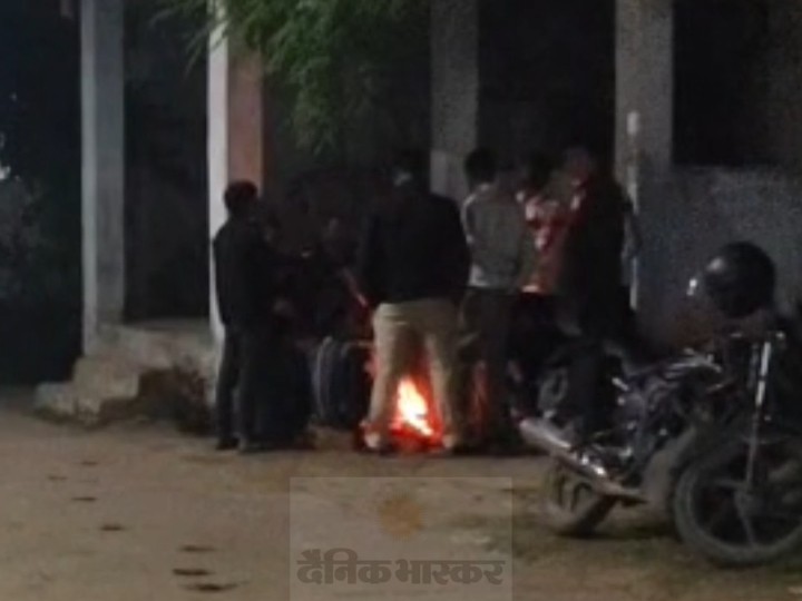 Elderly man dies after being caught in fire while warming himself by a ...