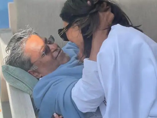 जुलाई 2022 में ललित ने इस तस्वीर के साथ रिलेशनशिप की अनाउंसमेंट की थी।