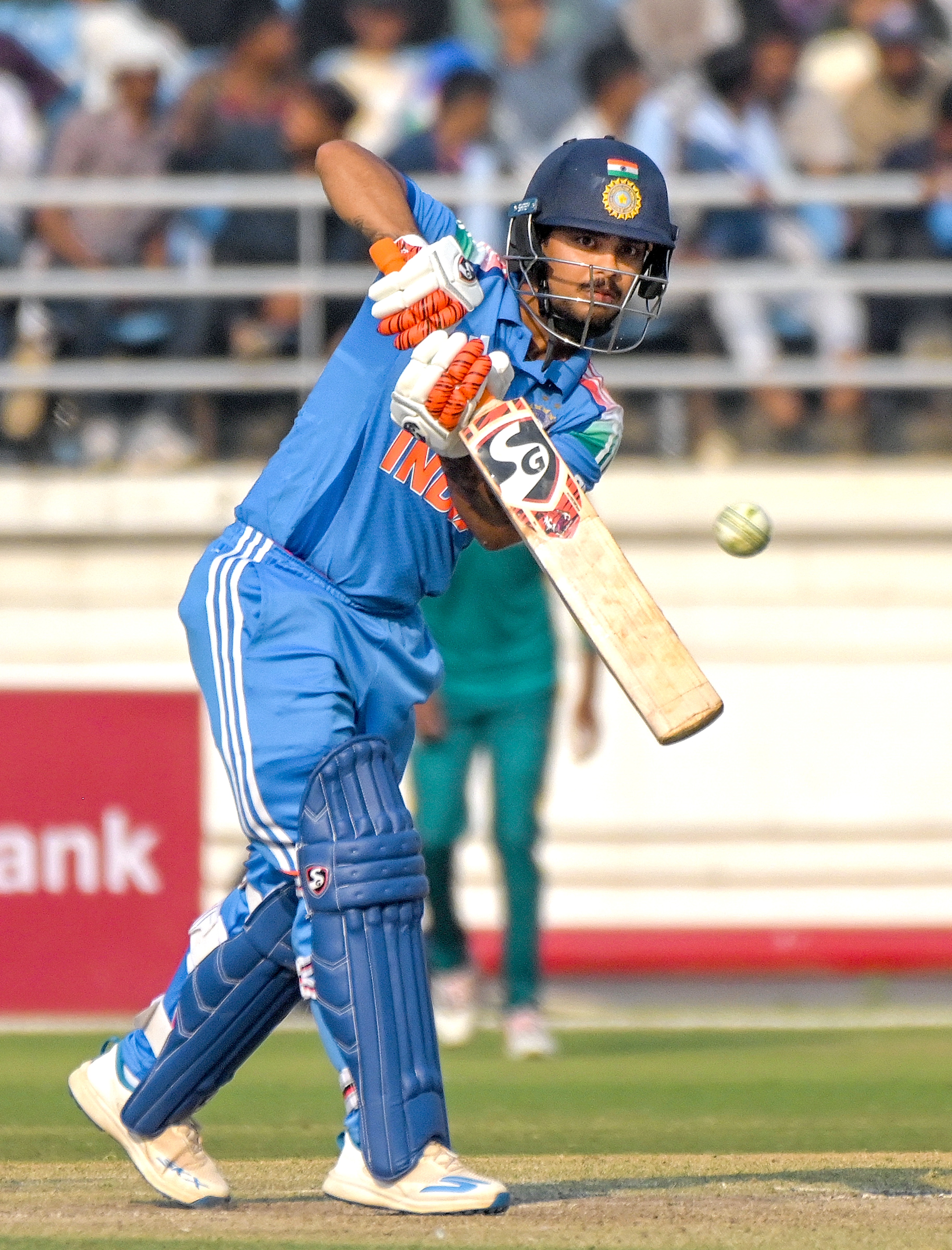 ईशान किशन ने 53 रन की पारी खेली।